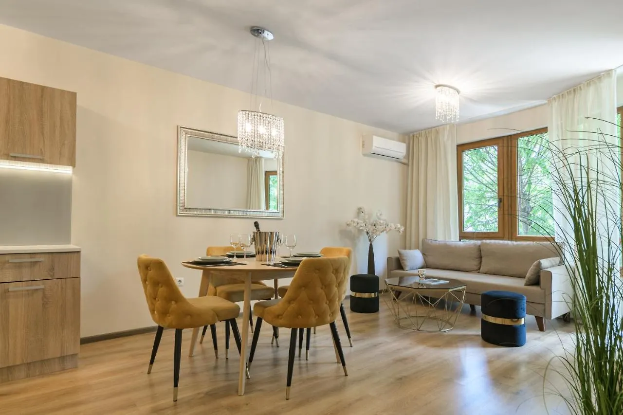 Мarelis Luxe Port Apartment Varna