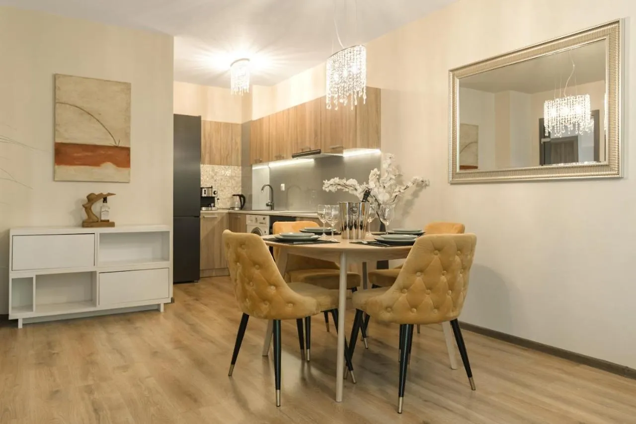 Мarelis Luxe Port Apartment Varna
