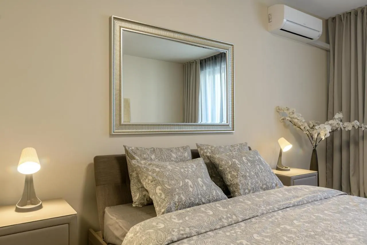 Мarelis Luxe Port Apartment Varna